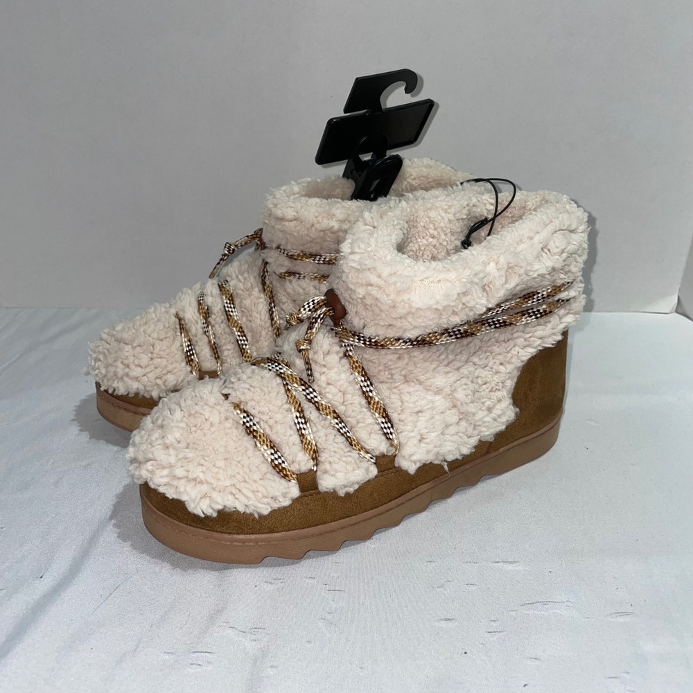 Dearfoams Women Cozy Comfort Sherpa Bootie Slippers Gel Memory Foam Brown M‎ 7-8